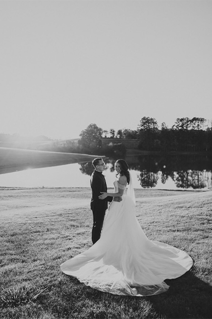 bride and groom scenic photography wedding venue outdoor lynchburg virginia reception space wedding locations outdoor